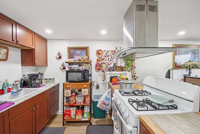 2165 N Moody Avenue, Chicago, IL 60639