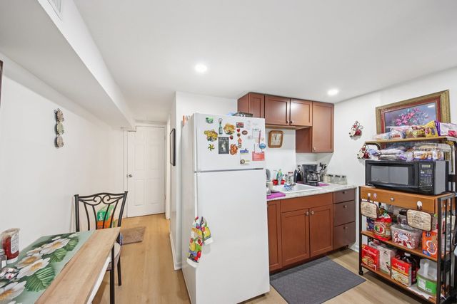 2165 N Moody Avenue, Chicago, IL 60639