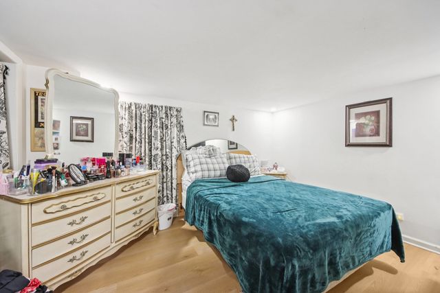 2165 N Moody Avenue, Chicago, IL 60639