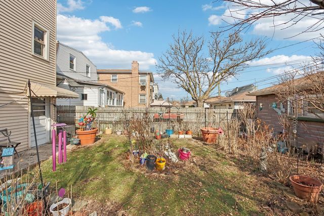 2165 N Moody Avenue, Chicago, IL 60639