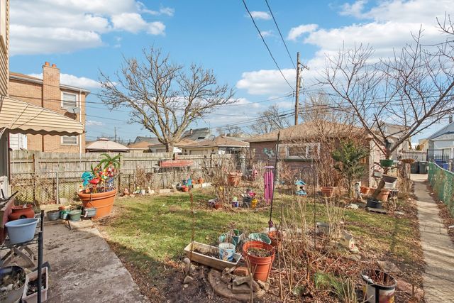 2165 N Moody Avenue, Chicago, IL 60639