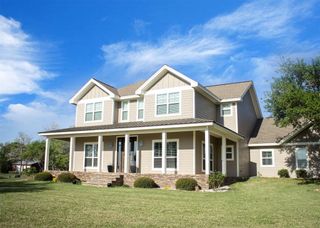 1572 County Road 134, Hallettsville, TX 77964