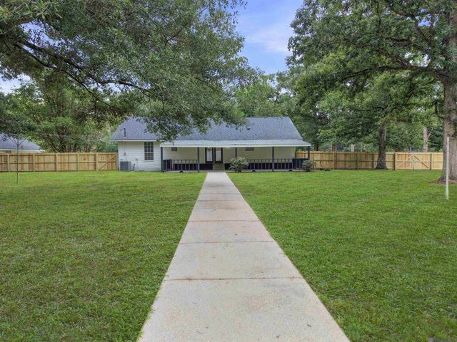 9335 Jennifer Lynn Rd, Denham Springs, LA 70706