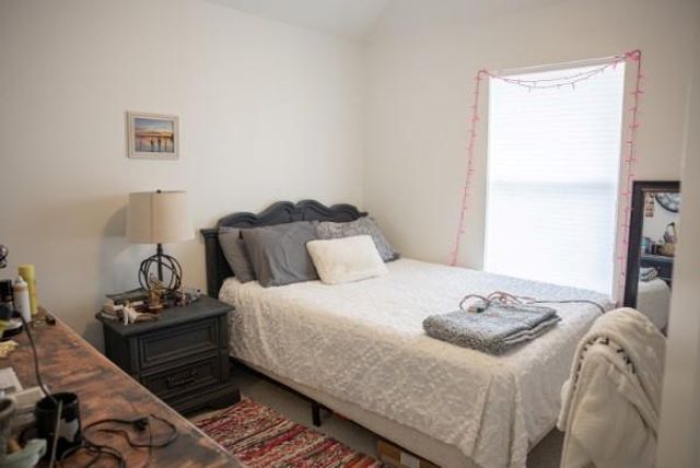 315 Vantage Pointe Circle, League City, TX 77573