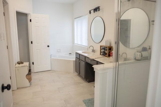 315 Vantage Pointe Circle, League City, TX 77573