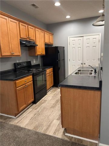 549 Maggie Lane, Jonesboro, GA 30238