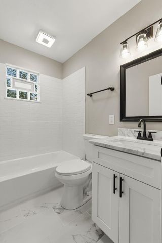 1276 Augmont Avenue, Columbus, OH 43207