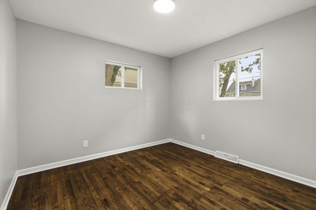 1276 Augmont Avenue, Columbus, OH 43207