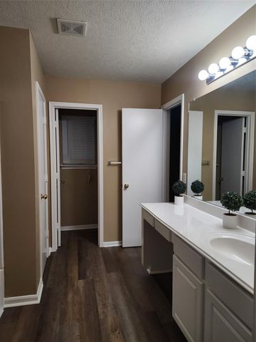 14802 Mesa Village Drive, Houston, TX 77053