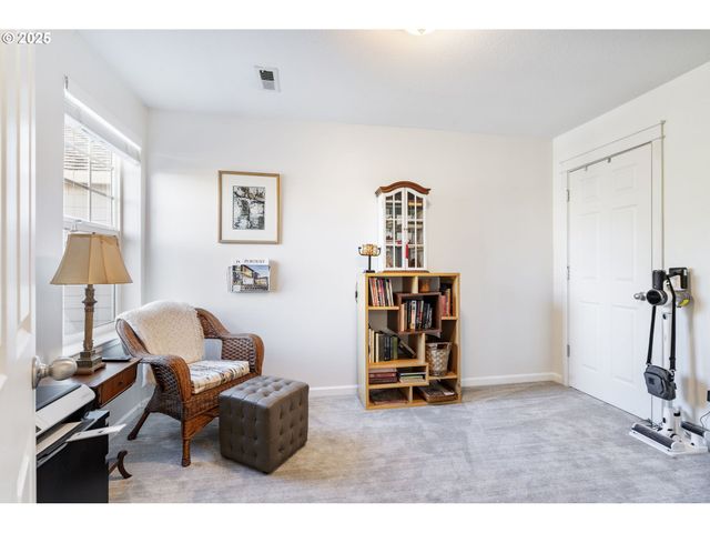 21780 Ne LARKSPUR Ln, Fairview, OR 97024