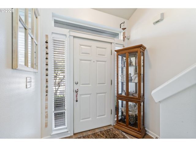 21780 Ne LARKSPUR Ln, Fairview, OR 97024