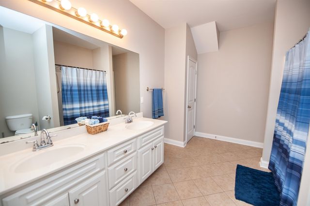 1048 Corie Crest Drive, Boiling Springs, SC 29316