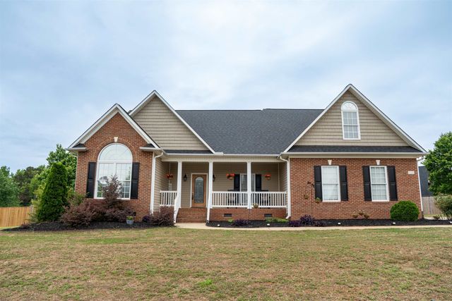 1048 Corie Crest Drive, Boiling Springs, SC 29316