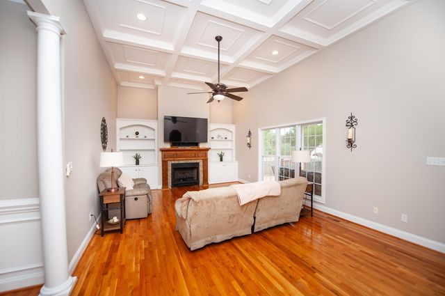 1048 Corie Crest Drive, Boiling Springs, SC 29316