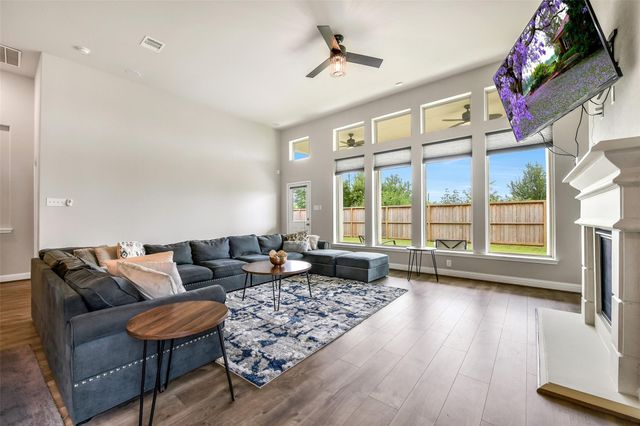 6930 Water Glen Lane, Manvel, TX 77578