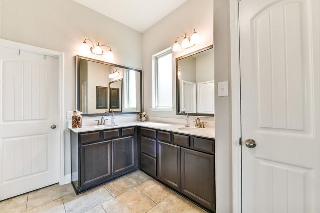 6930 Water Glen Lane, Manvel, TX 77578