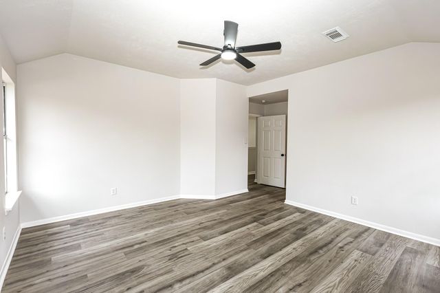 3762 Woodlace Drive, Humble, TX 77396