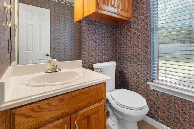 3310 Summergrove Drive, Arlington, TX 76001