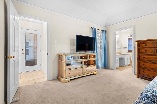 3310 Summergrove Drive, Arlington, TX 76001