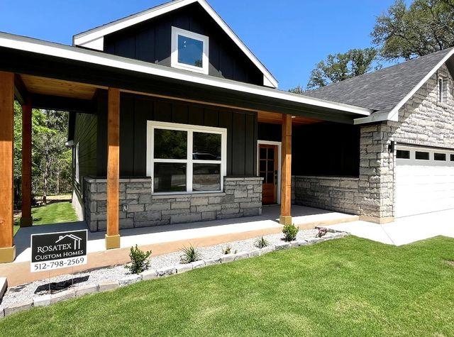 114 Hilea CT, Bastrop, TX 78602