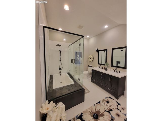 113 Se 3RD Ave, Milton Freewater, OR 97862