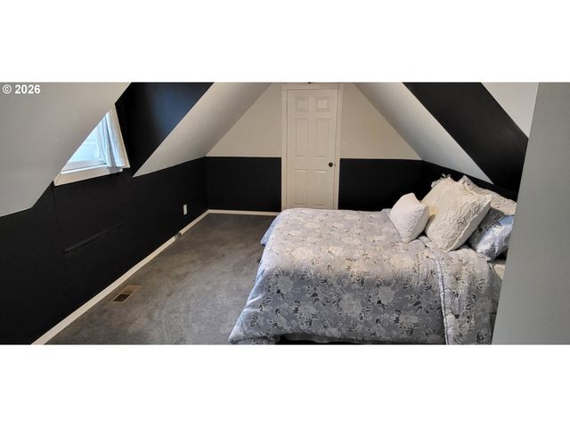 113 Se 3RD Ave, Milton Freewater, OR 97862