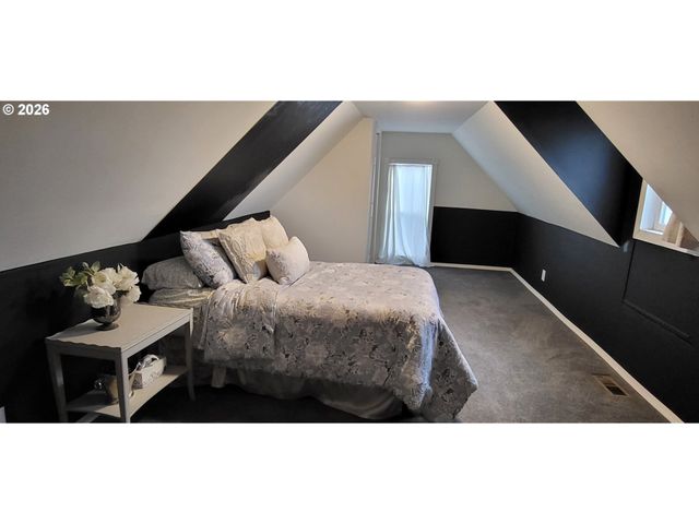 113 Se 3RD Ave, Milton Freewater, OR 97862