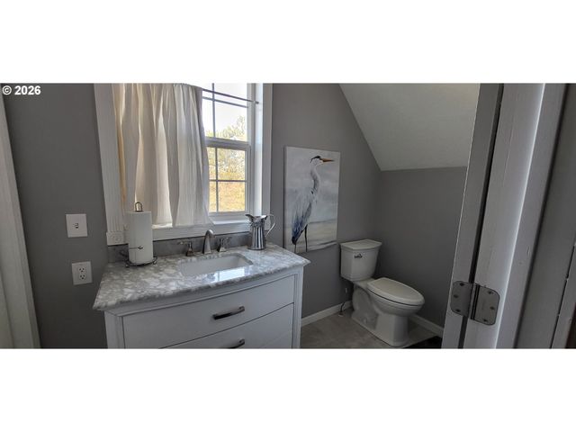 113 Se 3RD Ave, Milton Freewater, OR 97862