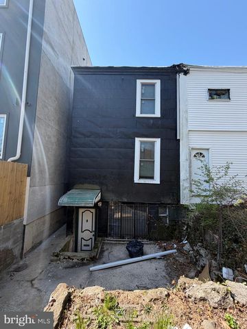 5219 WARREN ST, Philadelphia, PA 19131