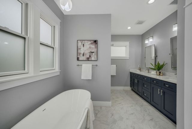 6045 Velasco Avenue, Dallas, TX 75206