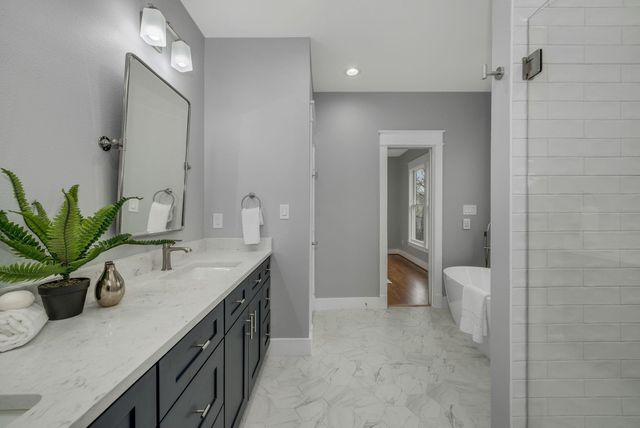 6045 Velasco Avenue, Dallas, TX 75206