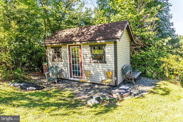 2499 WAGNER RD, Gilbertsville, PA 19525