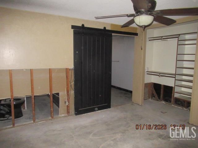 2000 Glenmont Drive, Bakersfield, CA 93309