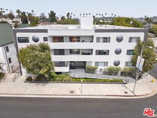 1930 N Vermont Avenue 204, Los Angeles, CA 90027