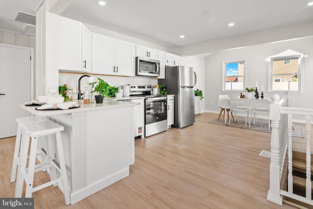 25 RIGHT AILERON, Middle River, MD 21220
