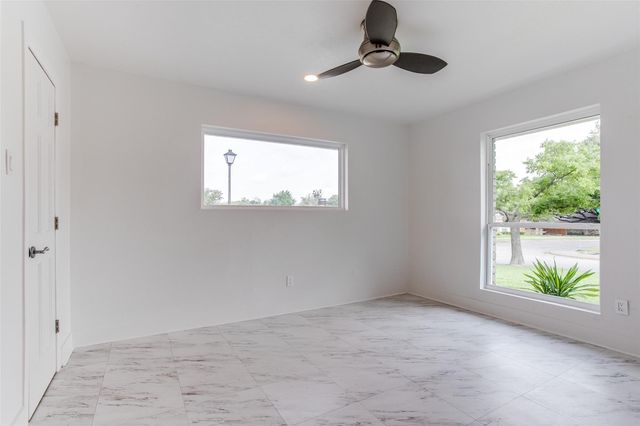 7208 Fernmeadow Drive, Dallas, TX 75248