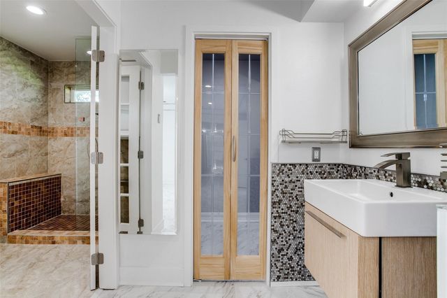 7208 Fernmeadow Drive, Dallas, TX 75248