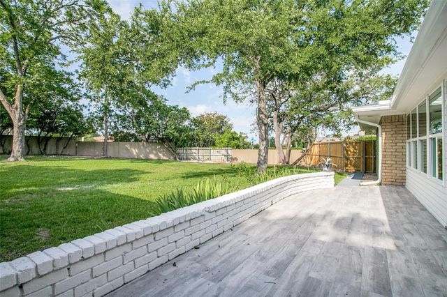 7208 Fernmeadow Drive, Dallas, TX 75248