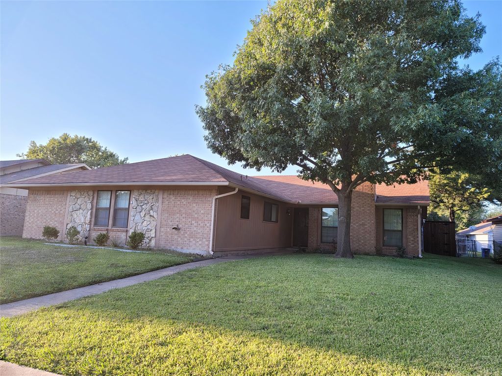 629 Perdido Drive, Garland, TX 75043