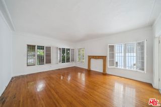 140 S Elm Drive 1, Beverly Hills, CA 90212