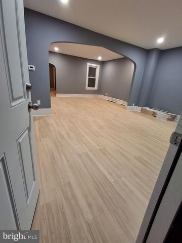 504 TAYLOR ST, Riverside, NJ 08075