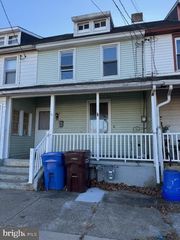 504 TAYLOR ST, Riverside, NJ 08075