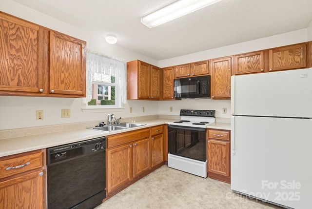 150 Deermouse Way 2601, Hendersonville, NC 28792