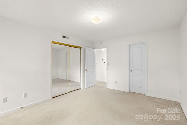 150 Deermouse Way 2601, Hendersonville, NC 28792