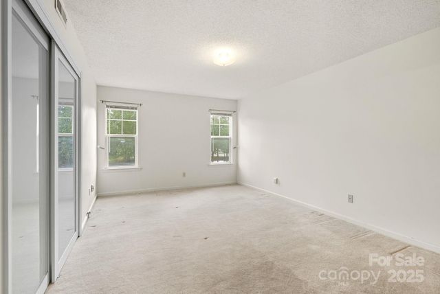 150 Deermouse Way 2601, Hendersonville, NC 28792
