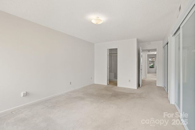 150 Deermouse Way 2601, Hendersonville, NC 28792