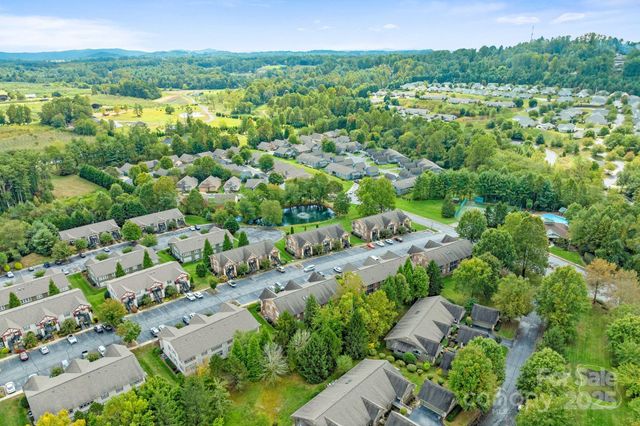 150 Deermouse Way 2601, Hendersonville, NC 28792