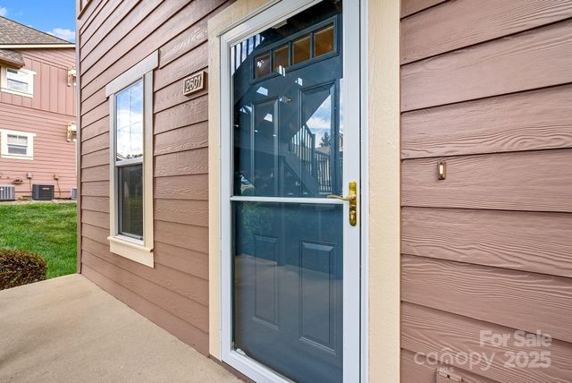 150 Deermouse Way 2601, Hendersonville, NC 28792