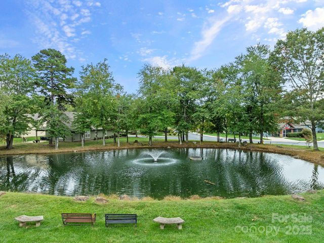 150 Deermouse Way 2601, Hendersonville, NC 28792