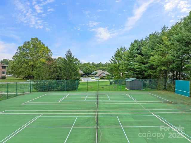 150 Deermouse Way 2601, Hendersonville, NC 28792